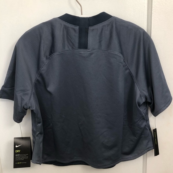 ⚡️⚡️ Nike women’s soccer jersey - Picture 4 of 4